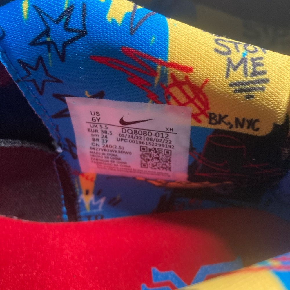 Nike Kyrie 8 GO SE (GS) YOUTH 6, Basketball, Red, Yellow , Blue Shoes, Irving - Picture 6 of 8